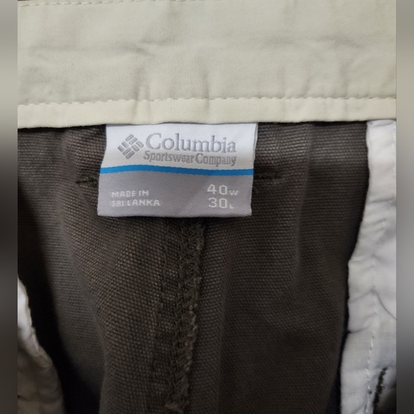 Columbia brown hiking pants. 40x30 - Picture 3 of 4